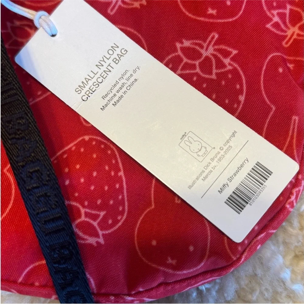 BAGGU Miffy UO Urban Outfitters Small Crescent Crossbody Bag Purse BNWT - Picture 7 of 7